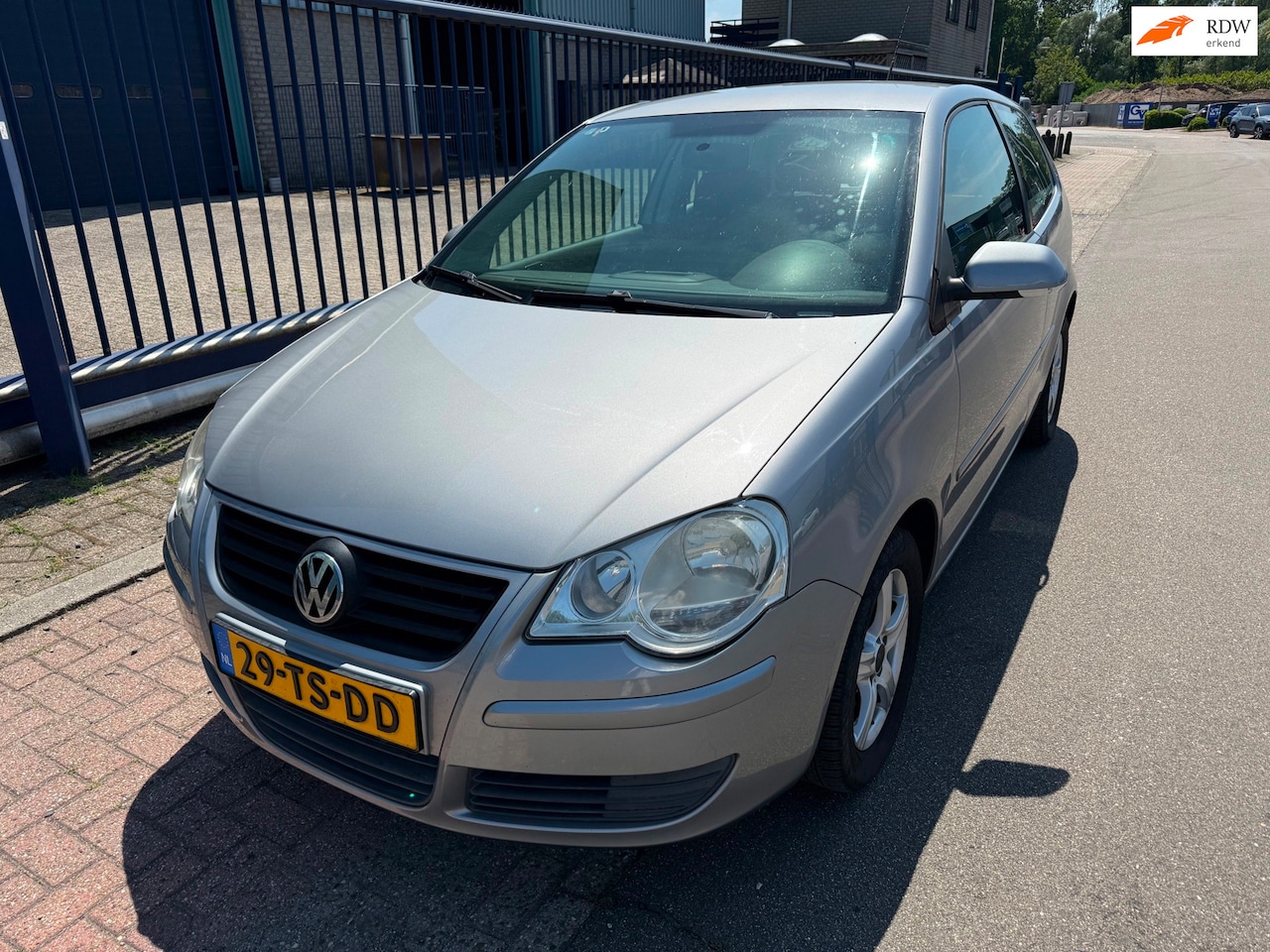 Volkswagen Polo - 1.2 Optive *198.936 KM*AIRCO*NAVI*ELEC.RAMEN - AutoWereld.nl