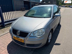 Volkswagen Polo - 1.2 Optive *198.936 KM*AIRCO*ZOMER AANBIEDING