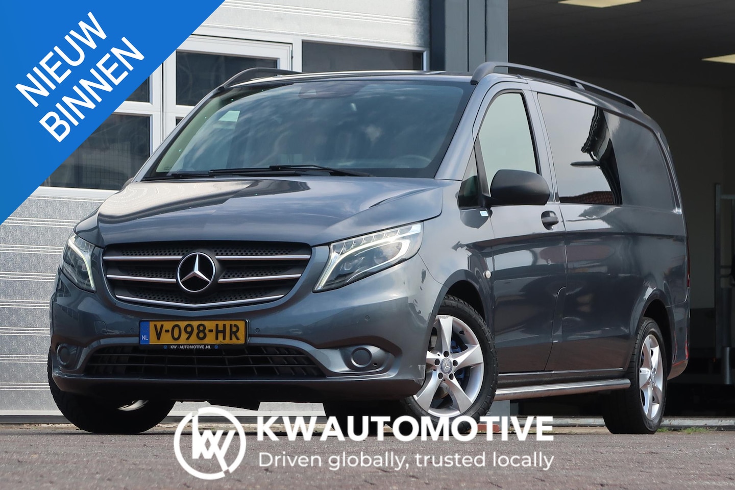 Mercedes-Benz Vito - 114 CDI Lang DC AUT/ LED/ CAM/ CRUISE/ NAVI/ CLIMA/ TREKHAAK - AutoWereld.nl