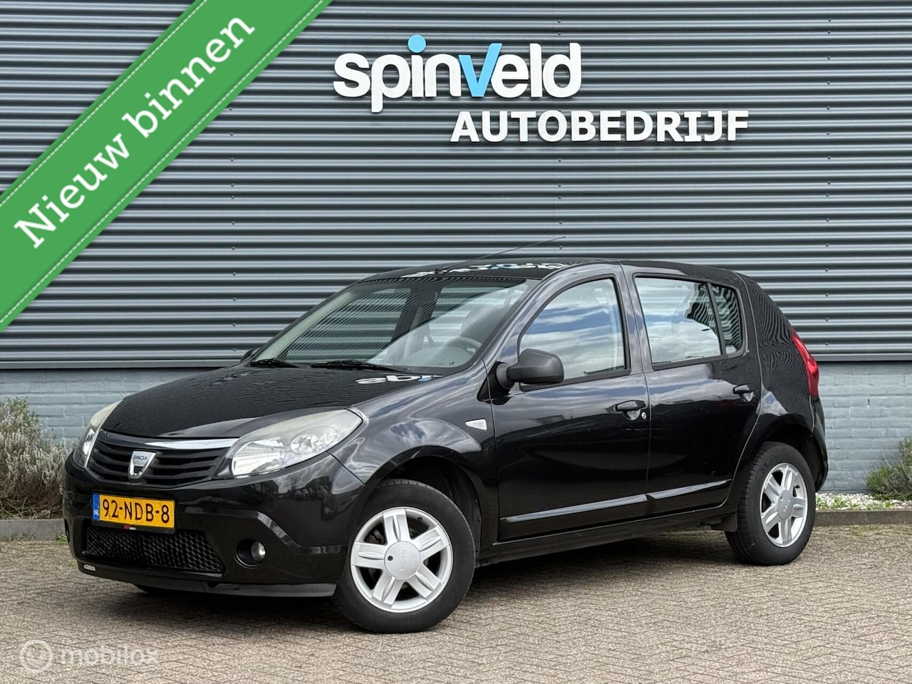 Dacia Sandero - 1.2 Blackline - Airco - Nap - Elektrische ramen - - AutoWereld.nl