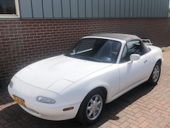 Mazda MX-5 - 1.6i-16V