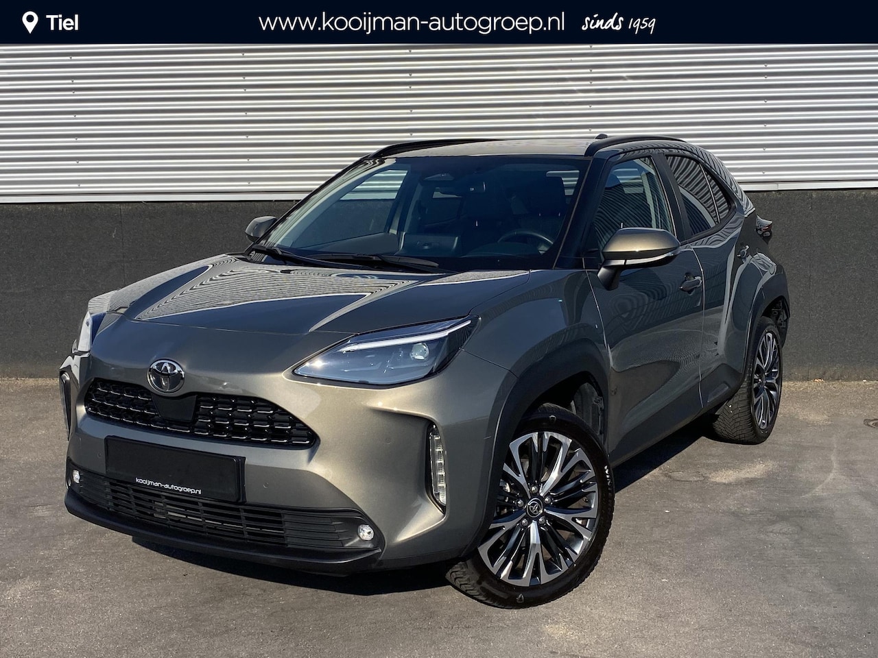 Toyota Yaris Cross - 1.5 Hybrid 130 Executive Panaramadak, Stoelverwarming, PDC, Smart Key, LMV, LED, Navigatie - AutoWereld.nl