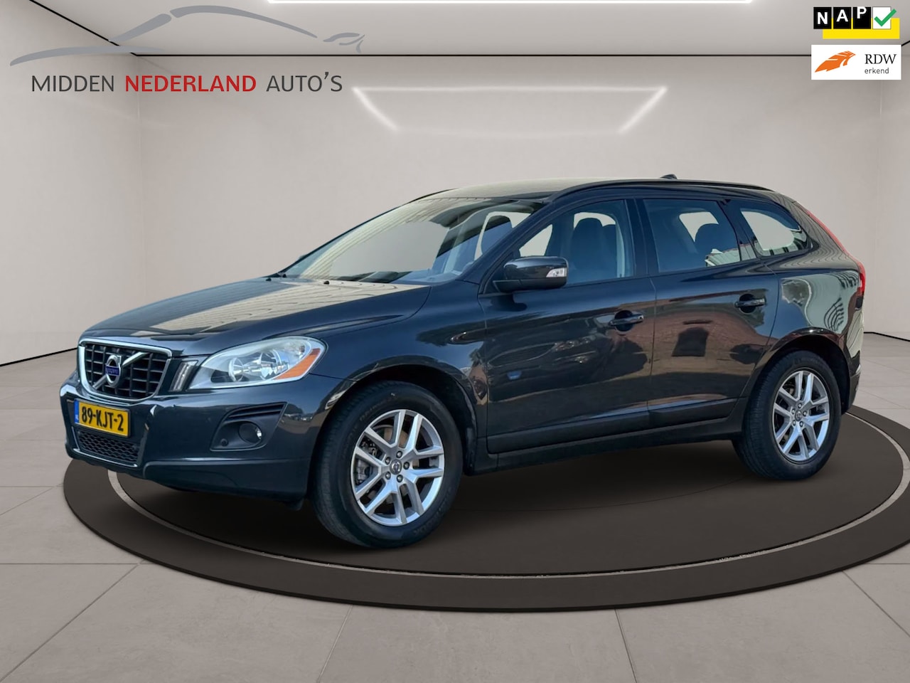 Volvo XC60 - 2.4D Kinetic * TREKHAAK * AUTOMAAT * - AutoWereld.nl