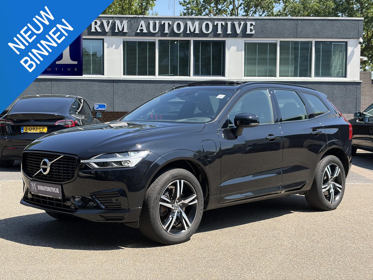 Volvo XC60 - 2.0 Recharge T6 AWD R-Design 35.000KM! | VOLLEDIG VOLVO DEALER ONDERHOUDEN| HARMAND KARDON - AutoWereld.nl