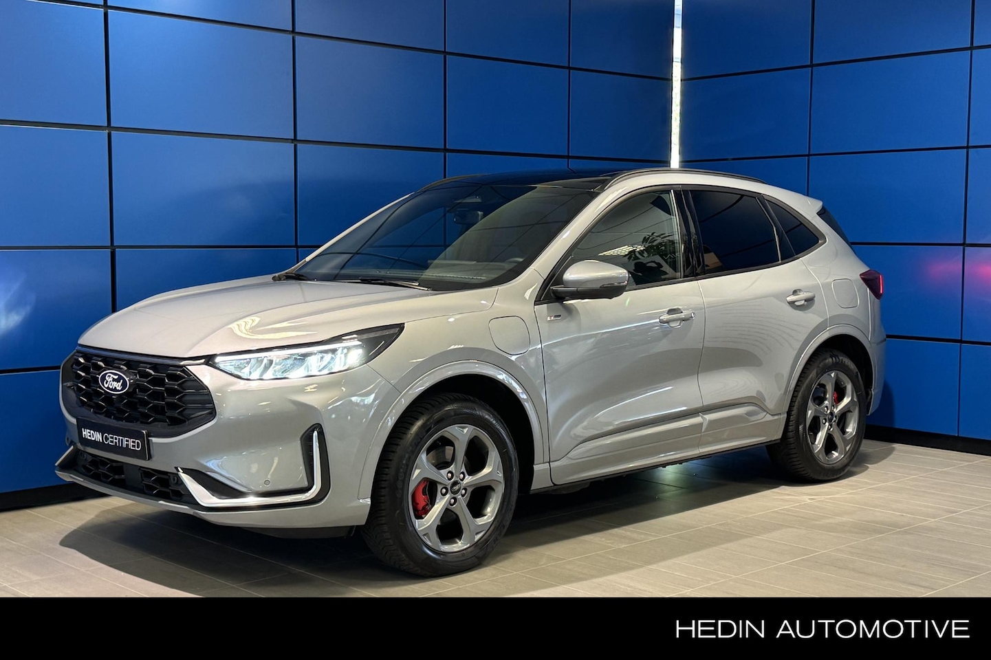Ford Kuga - 2.5 PHEV 242PK ST-Line X Automaat | Pano. dak | Electr. trekhaak - AutoWereld.nl