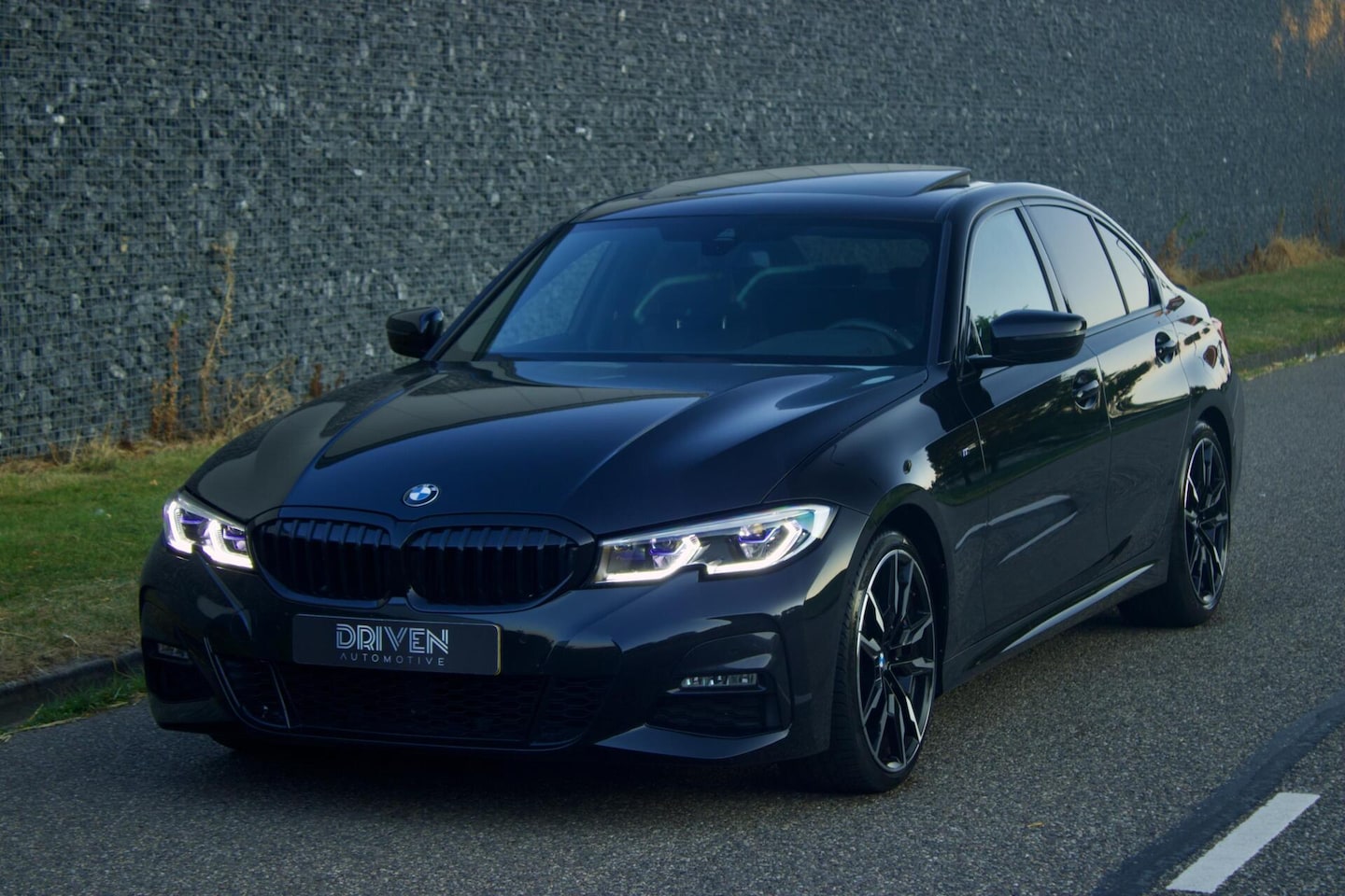 BMW 3-serie - 330i High Executive 330i High Executive - AutoWereld.nl