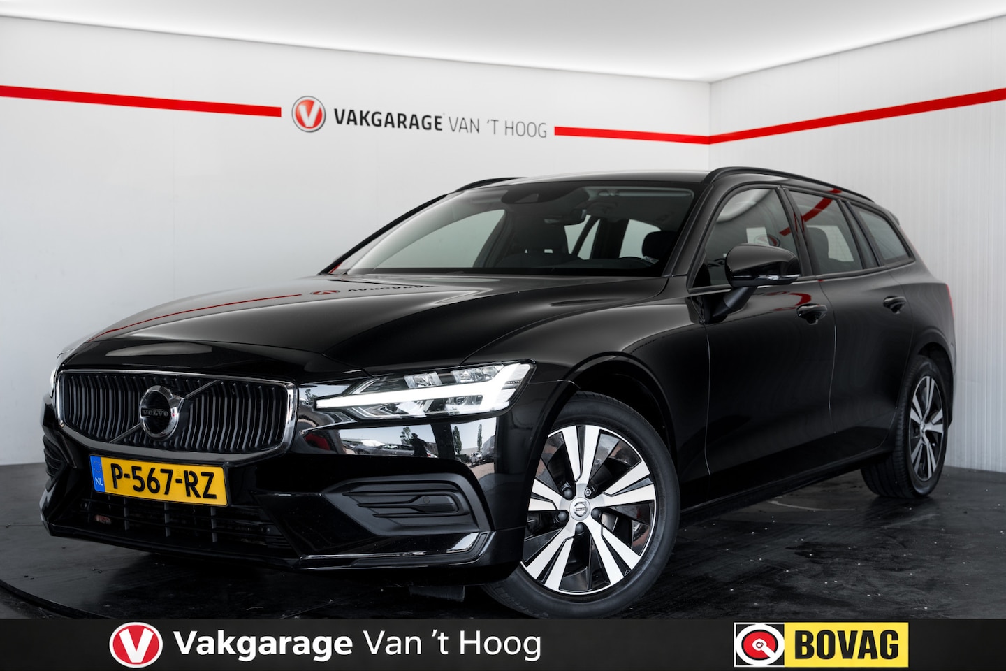 Volvo V60 - 2.0 B3 Momentum|Klaptrekhaak|Camera|Origineel NL-Auto - AutoWereld.nl
