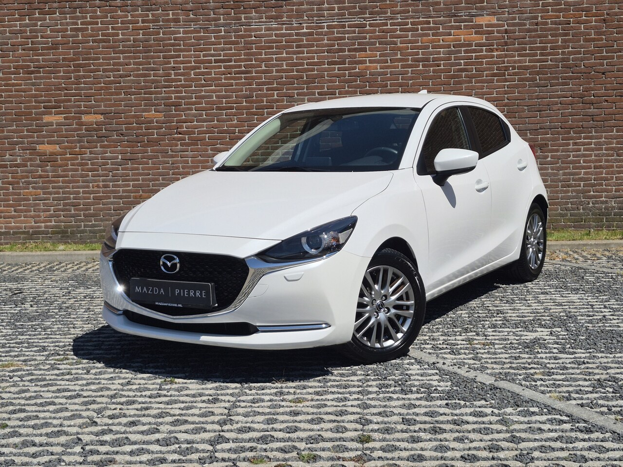 Mazda 2 - 1.5 Skyactiv-G 90 Luxury - AutoWereld.nl