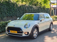MINI Clubman - Panorama Apple CarPlay Automaat Keyless NL NAP B38 1.5 Cooper