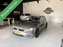 Volkswagen Golf - 1.6 TDI Highline Automaat Goed onderhouden