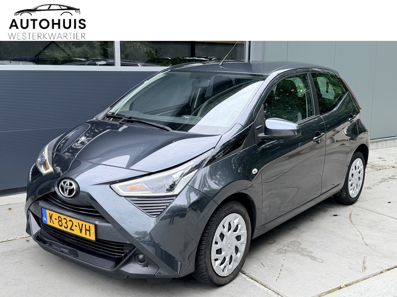 Toyota Aygo - 1.0 VVT-i x-play Camera Apple Carplay - AutoWereld.nl