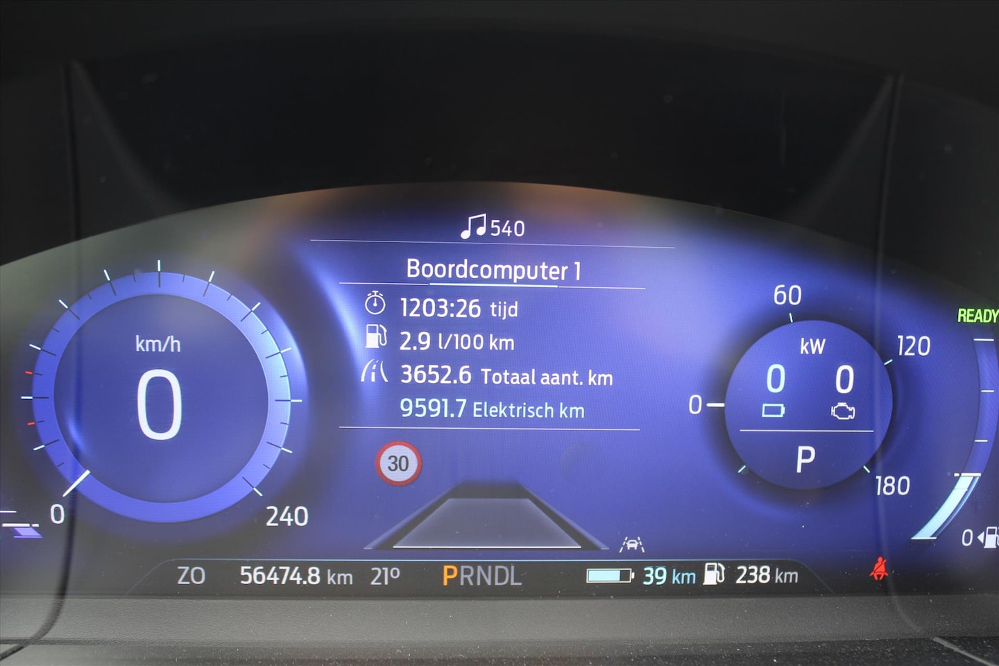 Ford Kuga - ST-Line X 2.5 PHEV e-CVT Automaat 225pk , Driver Assistance, Technology en Winterpack - AutoWereld.nl