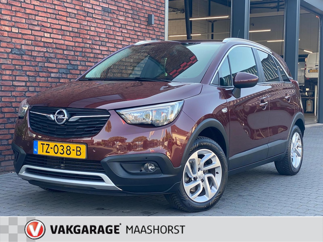Opel Crossland X - 1.2 Turbo Online Edition Automaat AchteruitrijCam./Clima/Airco/Cruise/Trekhaak/AppConnect/ - AutoWereld.nl