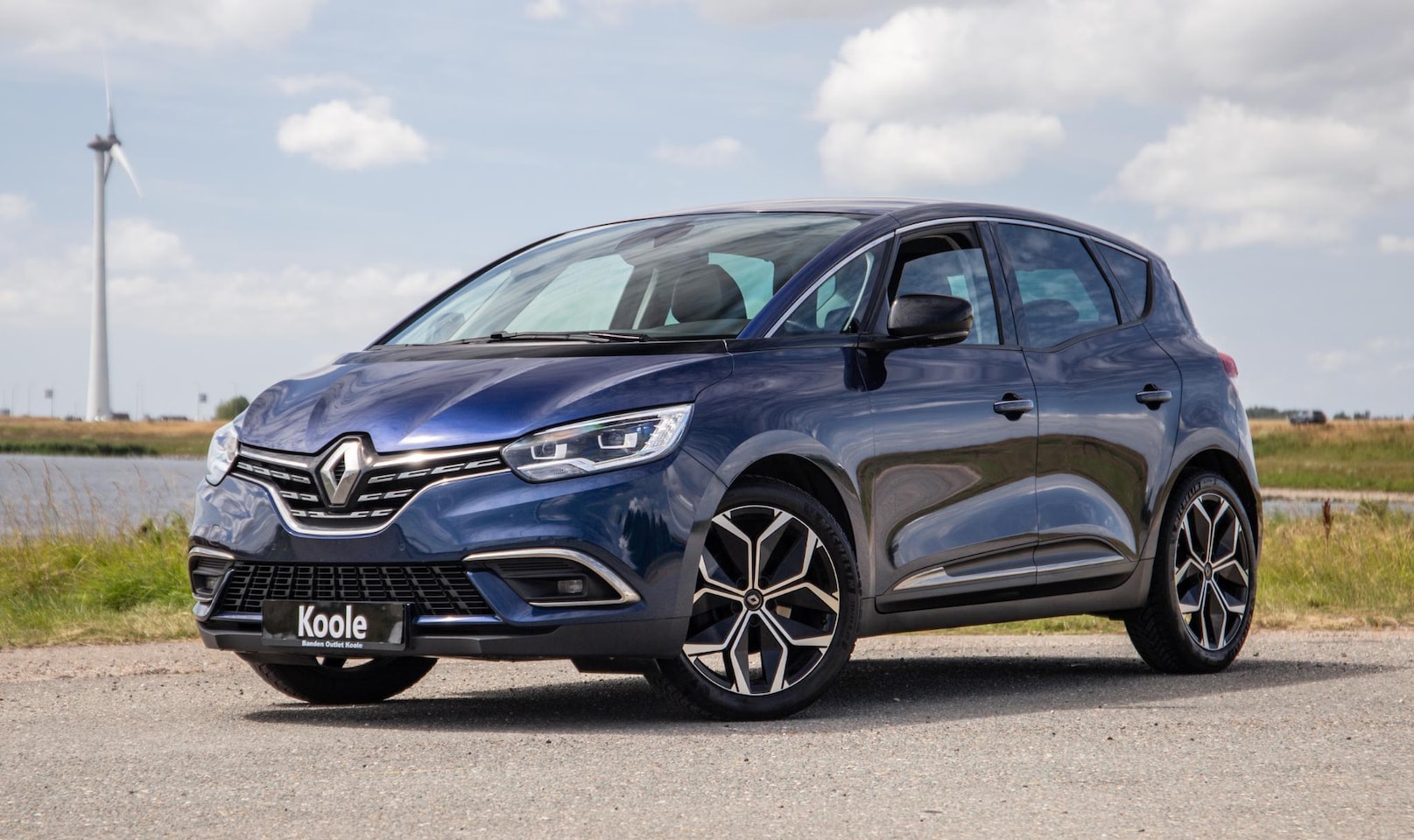 Renault Scénic - 1.3 TCe Intens CARPLAY / CRUISE CONTROLE / LED / CLIMATE CONTROLE - AutoWereld.nl