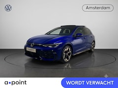 Volkswagen Golf - 1.5 eTSI R-Line Edition 150 pk Automaat (DSG) | Verlengde garantie | Navigatie | Panoramad