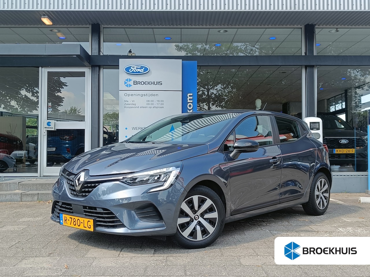 Renault Clio - 1.0 TCe 90 Equilibre | Cruise control | Metaalkleur | Navigatiesysteem - AutoWereld.nl