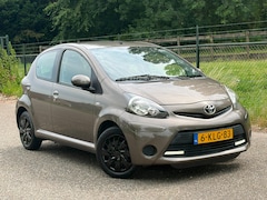 Toyota Aygo - 1.0 VVT-i Aspiration /Uniek/Carplay/Camera/Airco/