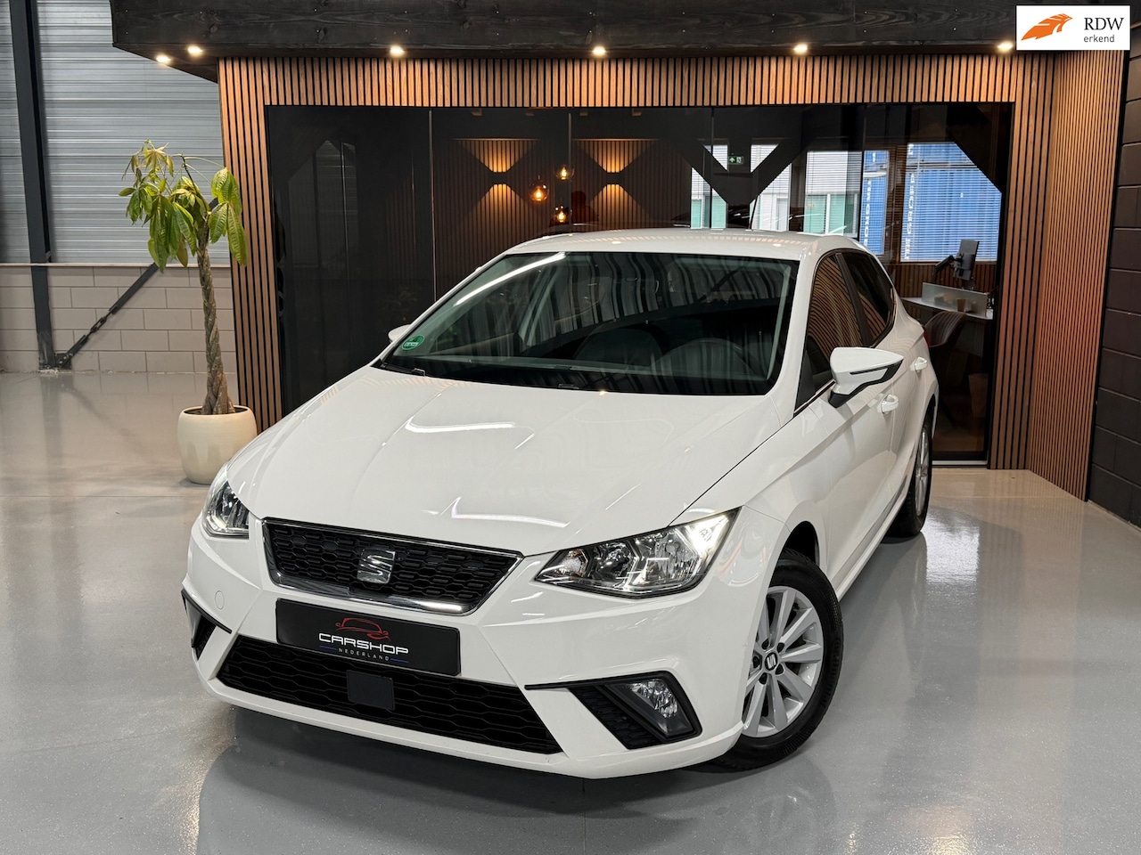 SEAT Ibiza - 1.0 MPI Reference 80PK AIRCO/CRUISE/WIT/APK - AutoWereld.nl