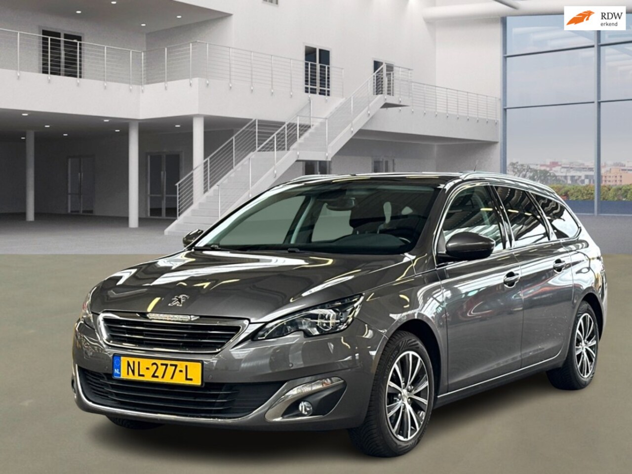 Peugeot 308 SW - 1.2 PureTech Allure|NWE APK|131PK|ECC|CRUISE|NAVI|CAMERA|PANO|PARKEERS V+A|TREKHAAK - AutoWereld.nl