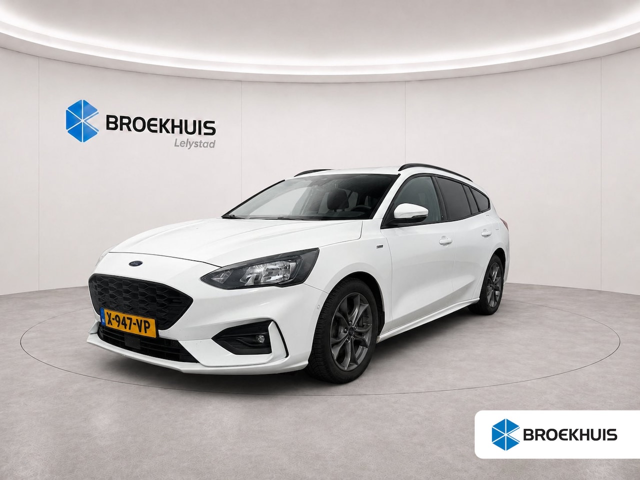 Ford Focus Wagon - 1.0 ECOBOOST 125PK TITANIUM ST-LINE BUSINESS AUTOMAAT / NAVI / CLIMA / LED / PDC / 17" LMV - AutoWereld.nl