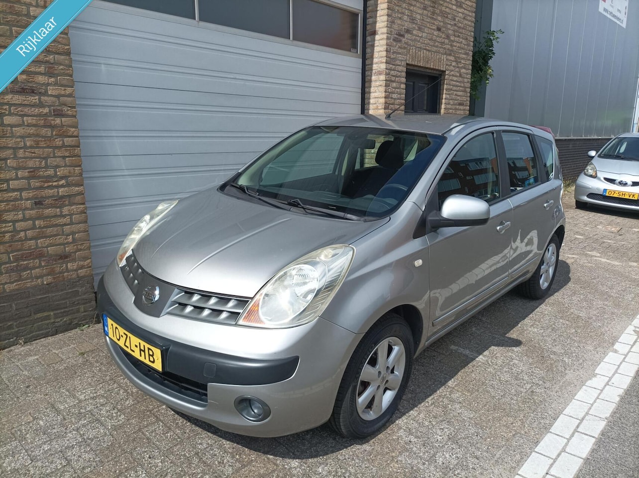 Nissan Note - 1.6 Acenta Climate Control Nieuwe Banden APK 7-2027 - AutoWereld.nl