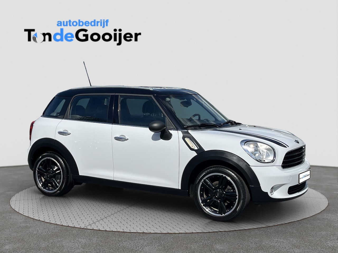 MINI Countryman - 1.6 | LEER | CLIMA | 18" | CRUISE C. | 134 PK | - AutoWereld.nl