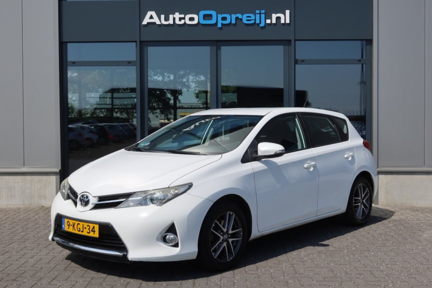 Toyota Auris - 1.6 Aspiration 132pk 5drs. Clima, Cruise, Camera, Trekhaak afnb, Dealer onderhouden - AutoWereld.nl