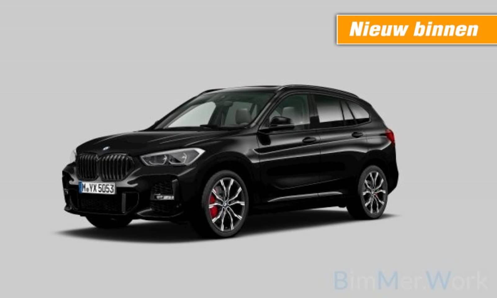 BMW X1 - sDrive20i M-Sport,Pano,LED,Stoel/stuurverw,Leer,Keyless,HUD,Camera,Dealer OH - AutoWereld.nl