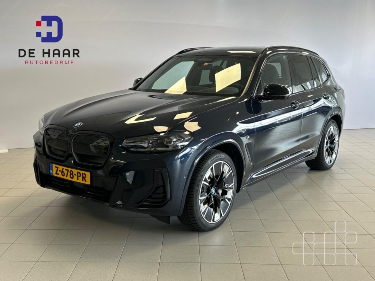 BMW iX3 - High Executive M-Sportpakket Trekhaak Harman en Kardon - AutoWereld.nl
