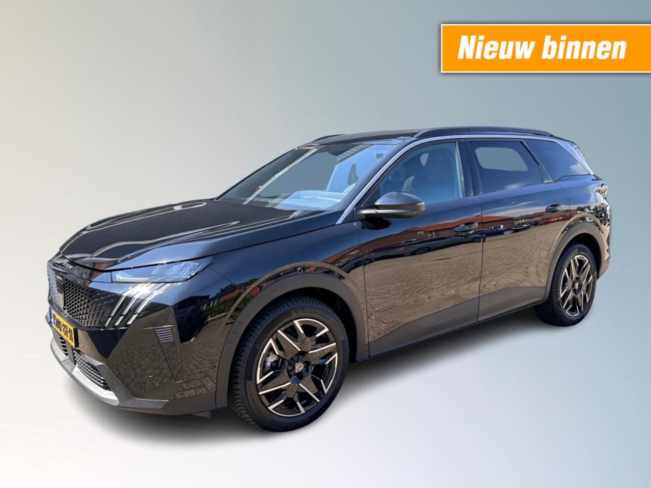 Peugeot 5008 - 1.2 Hybrid 145 Allure 1.2 HYBRID 145 ALLURE - AutoWereld.nl