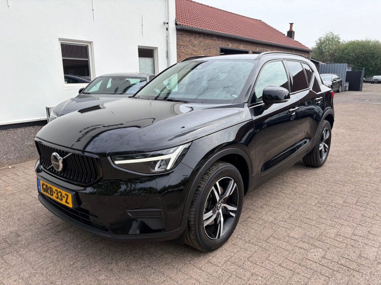 Volvo XC40 - 2.0 B3 Core Harman/Kardon Stuur-Stoelverwarming - AutoWereld.nl