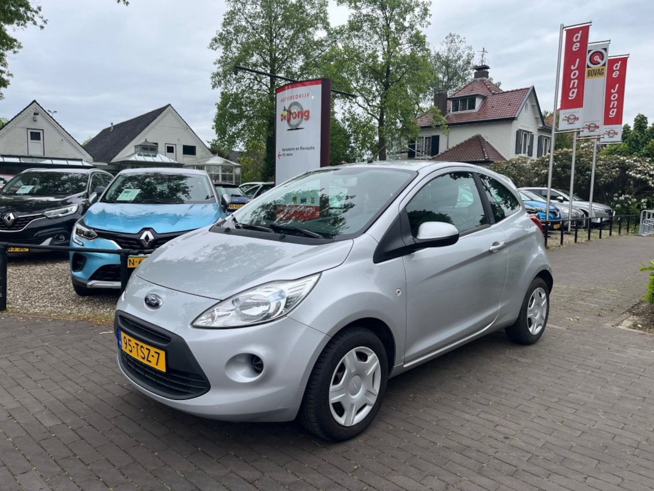 Ford Ka - 1.2 COOL en SOUND / AIRCO / ELEK. RAMEN / RADIO-CD-AUX / METALLIC LAK - AutoWereld.nl
