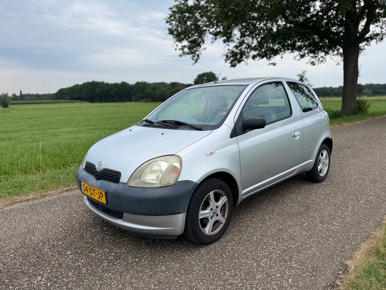 Toyota Yaris - 1.0-16V VVT-i Terra 1.0-16V VVT-i Terra - AutoWereld.nl