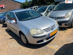 Volkswagen Golf - 1.4 Trendline