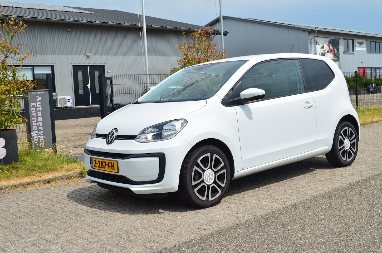 Volkswagen Up! - 1.0 PDC|Cruise|Camera - AutoWereld.nl
