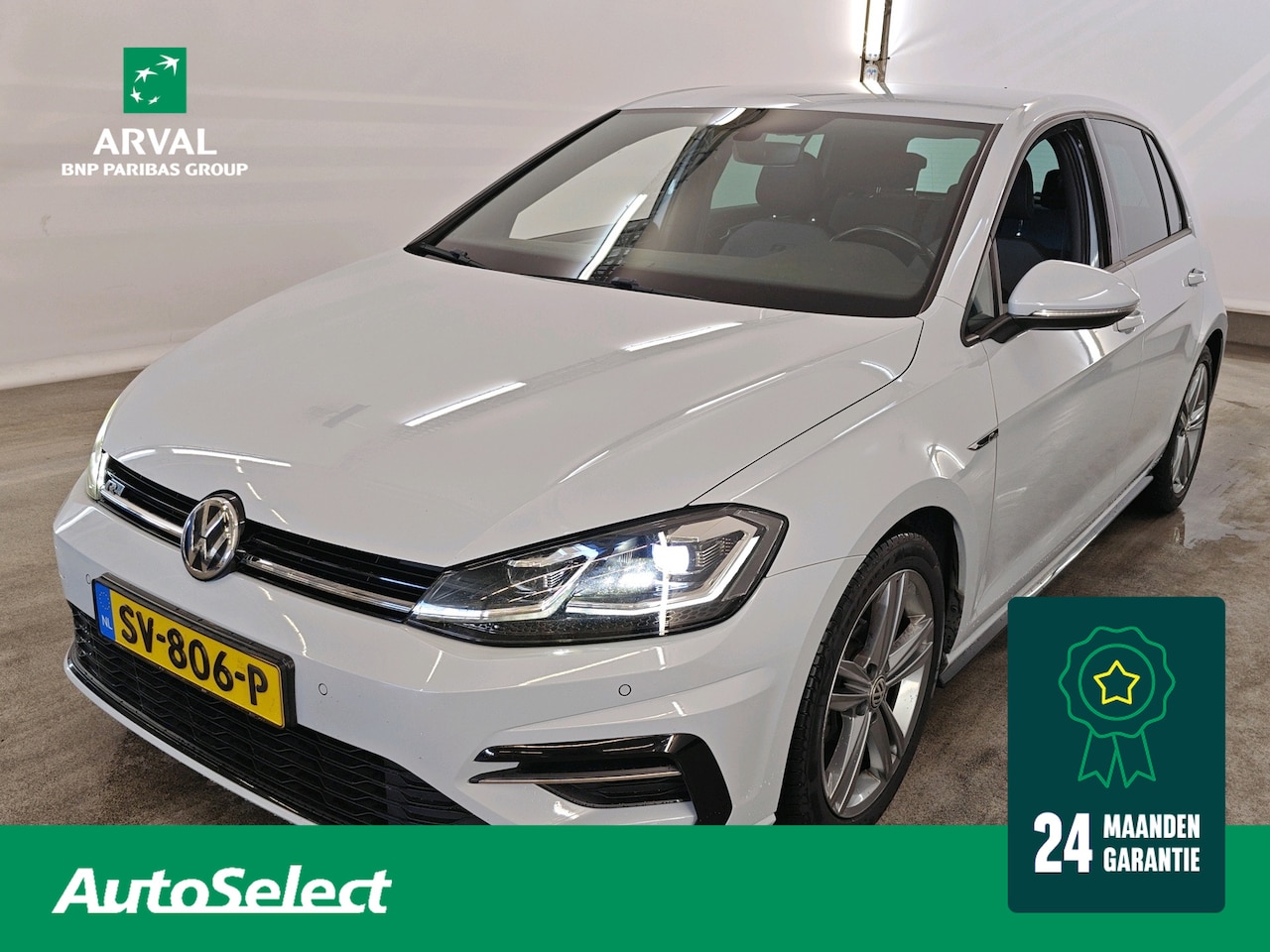 Volkswagen Golf - 1.5 TSI 150pk Automaat Highline Business R Line exterieur & interieur | Spiegelpakket | 17 - AutoWereld.nl
