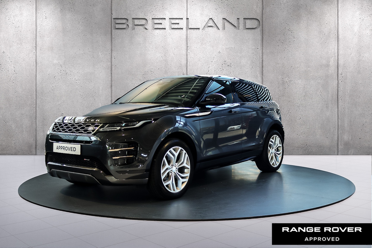 Land Rover Range Rover Evoque - P300e AWD R-Dynamic SE | Trekhaak| 24 mnd Garantie| Pano.dak - AutoWereld.nl