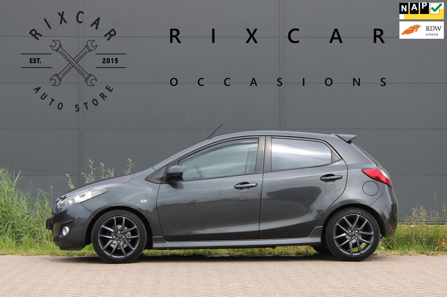 Mazda 2 - 1.5 GT-M AllSeason CruiseControl ClimateControl !!NIEUWBINNEN!! - AutoWereld.nl