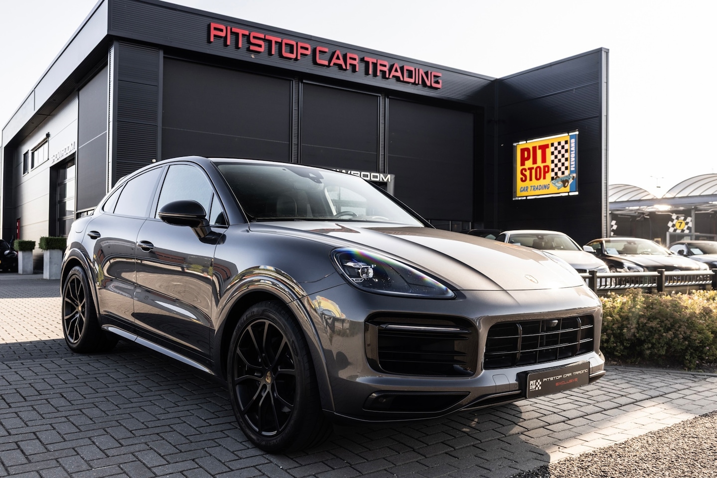 Porsche Cayenne Coupé - 3.0 E-Hybrid 3.0 E-Hybrid, SportDesign, Carbon, Head-Up, Full! - AutoWereld.nl