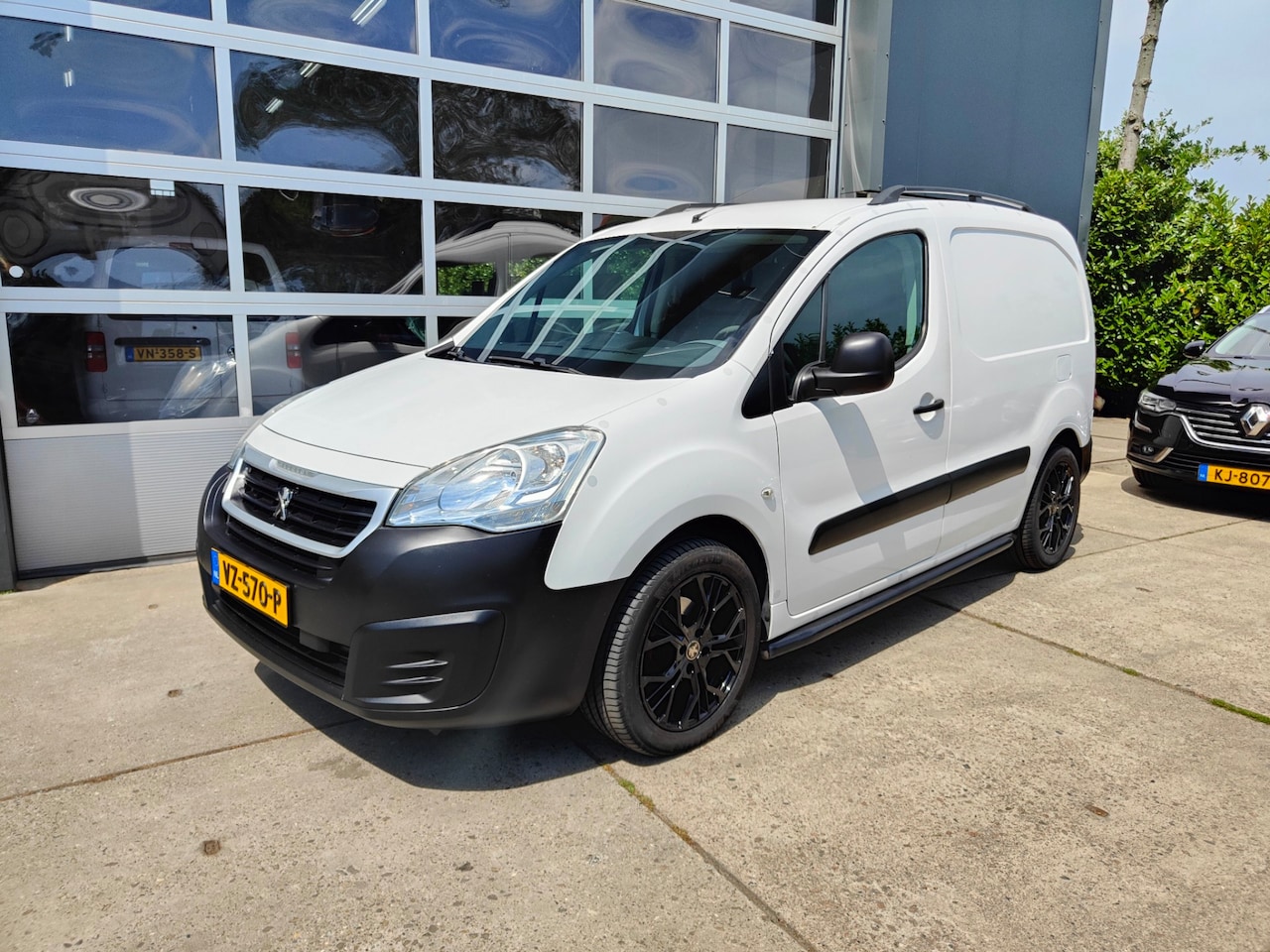 Peugeot Partner - 122 1.6 BlueHDi 100 L1 XR S&S euro 6 - AutoWereld.nl