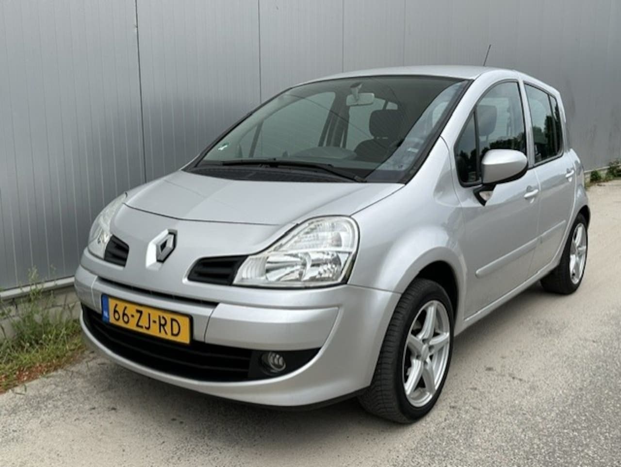 Renault Modus - 1.6-16V Expr. AUTOMAAT, AIRCO - AutoWereld.nl