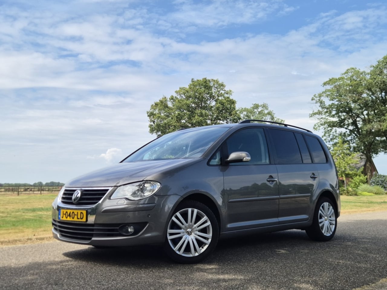 Volkswagen Touran - 1.4 TSI Highline 1.4 TSI Highline - AutoWereld.nl