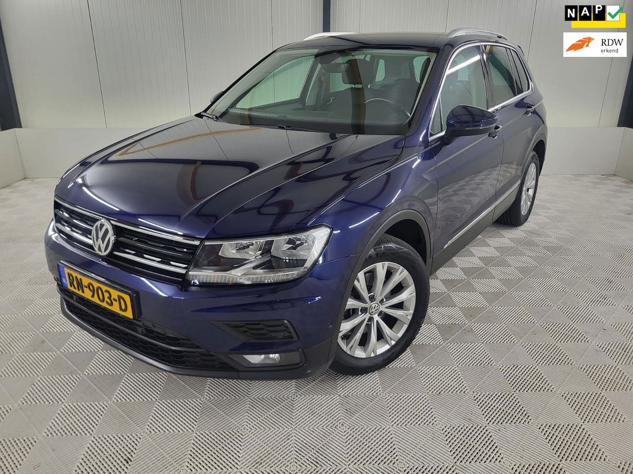 Volkswagen Tiguan - 1.4 TSI ACT Comfortline Business 1.4 TSI ACT Comfortline Business, Trekhaak, Automaat - AutoWereld.nl