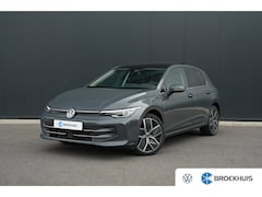 Volkswagen Golf - 1.5 eHybrid Style Edition | Panorama | Camera | IQ. Light | Dode Hoek Detectie |