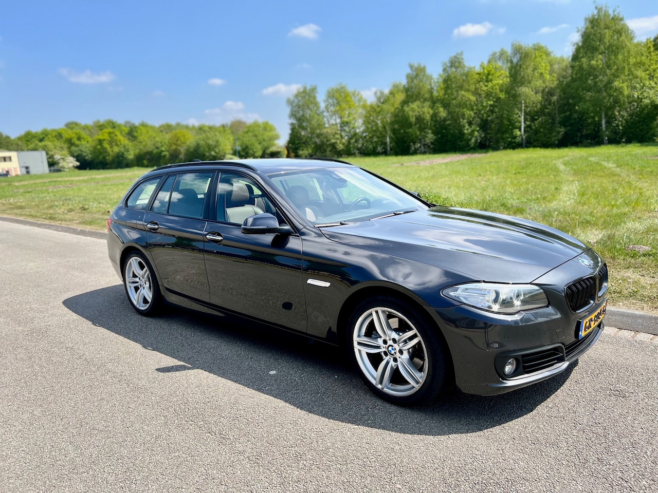 BMW 5-serie Touring - 520xd High Executive - AutoWereld.nl