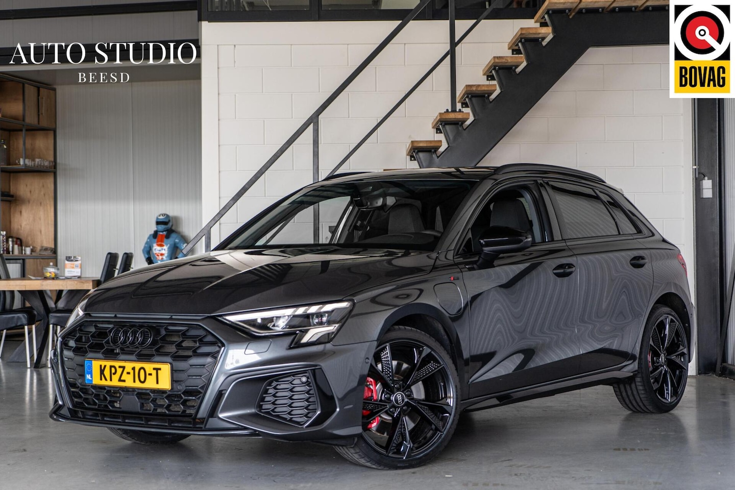 Audi A3 Sportback - 45 TFSI e Competition | S-line | Matrix - AutoWereld.nl
