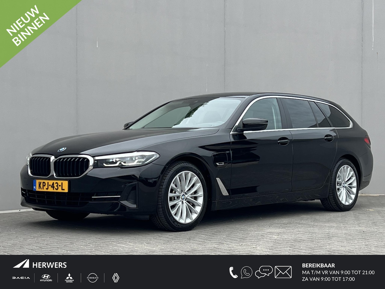 BMW 5-serie Touring - 530e Business Edition Plus / Dealer onderhouden / 1.700 kg trekgewicht / Navigatie / Apple - AutoWereld.nl