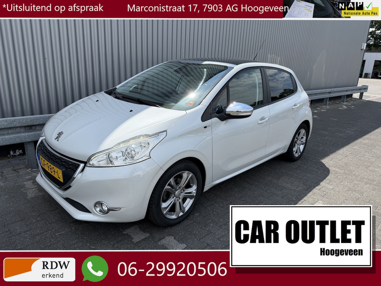 Peugeot 208 - 1.2 PureTech Style Pack Plus Navi, Pano, Clima --Inruil Mogelijk-- - AutoWereld.nl