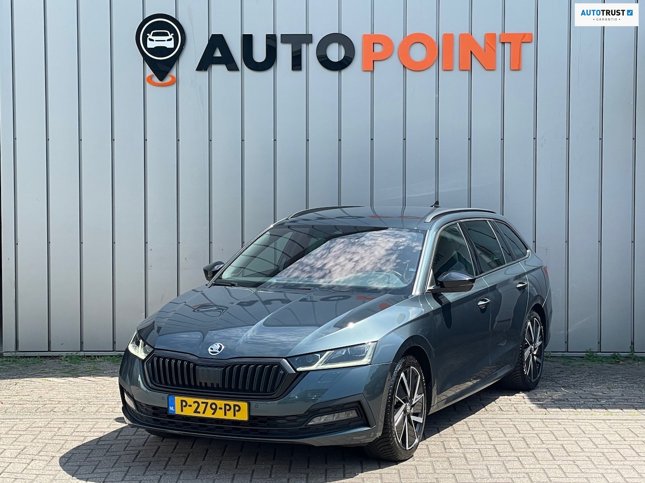 Skoda Octavia Combi - 1.5 e-TSI DSG Business+ 1E EIG DEALEROND|TREKHAAK|VIRTUALCOCKPIT|CARPLAY|AMBIENT.LIGHT|STO - AutoWereld.nl
