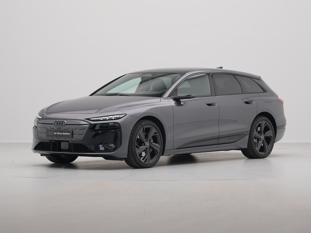 Audi A6 Avant e-tron - S-line performance 100 kWh Bijrijderdisplay ACC Blind Spot 360 camera B&O - AutoWereld.nl